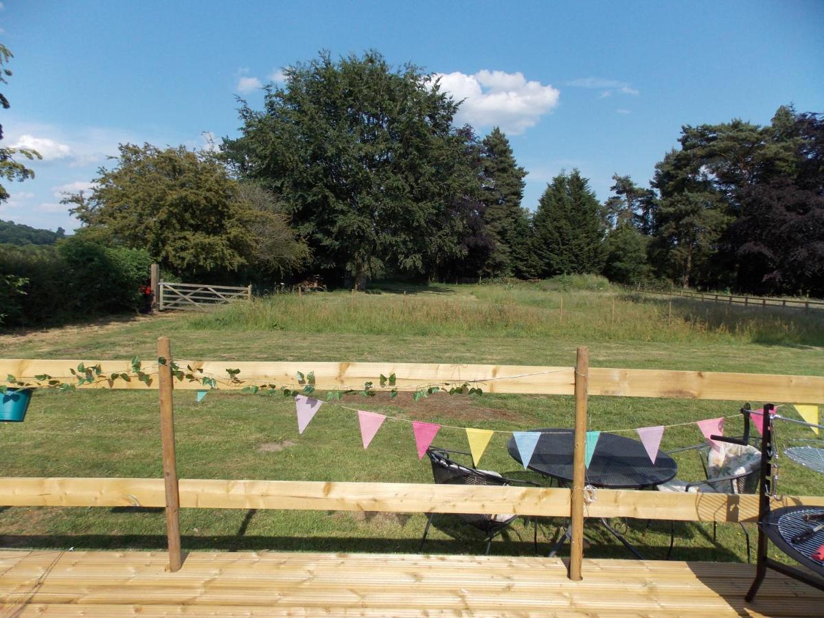 Hope Cottage Bell Tent Retreat آشبورن المظهر الخارجي الصورة