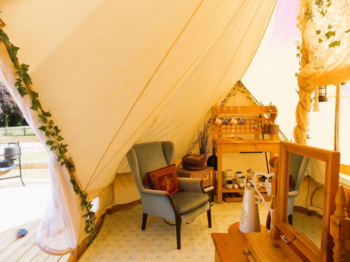 Hope Cottage Bell Tent Retreat آشبورن المظهر الخارجي الصورة